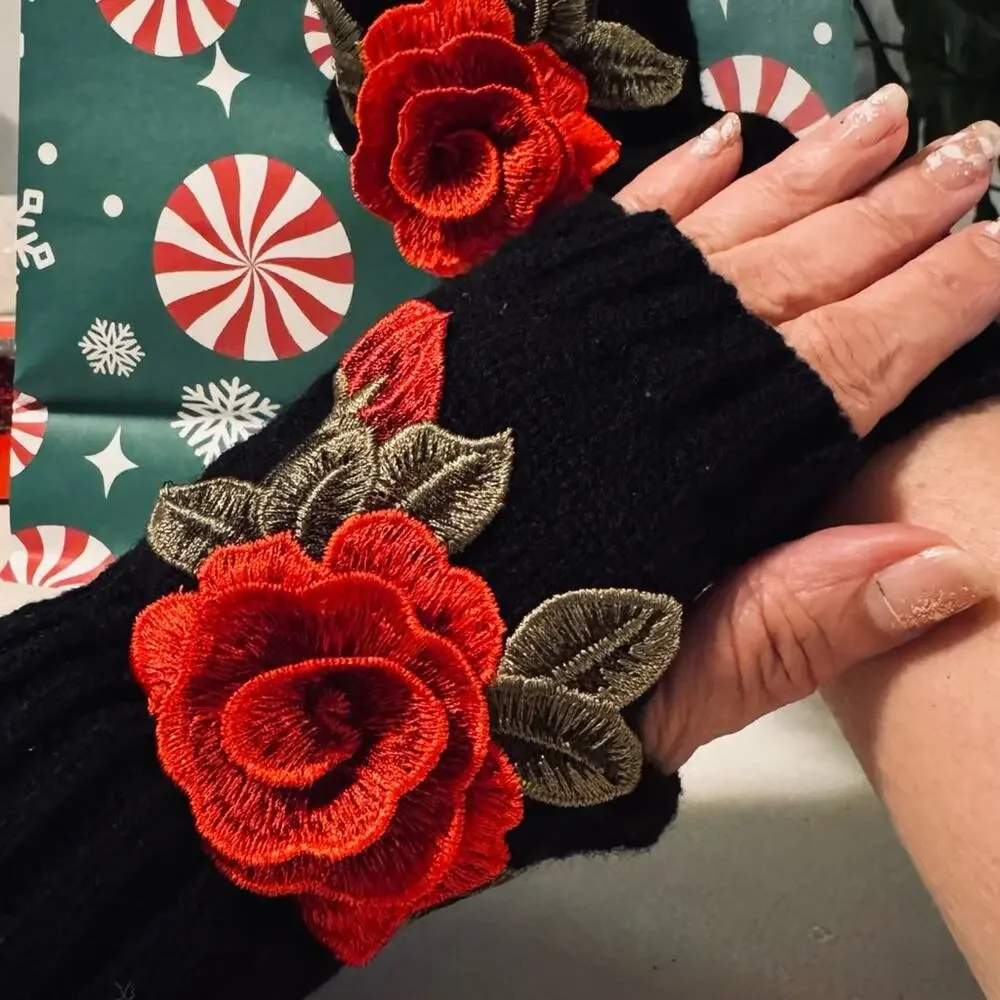 Black Knit Gloves with Red Rose Embroidery Detail Fingerlesss One Size